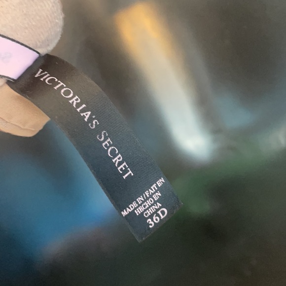 Victoria Secret bra cream size 36D - Picture 10 of 11